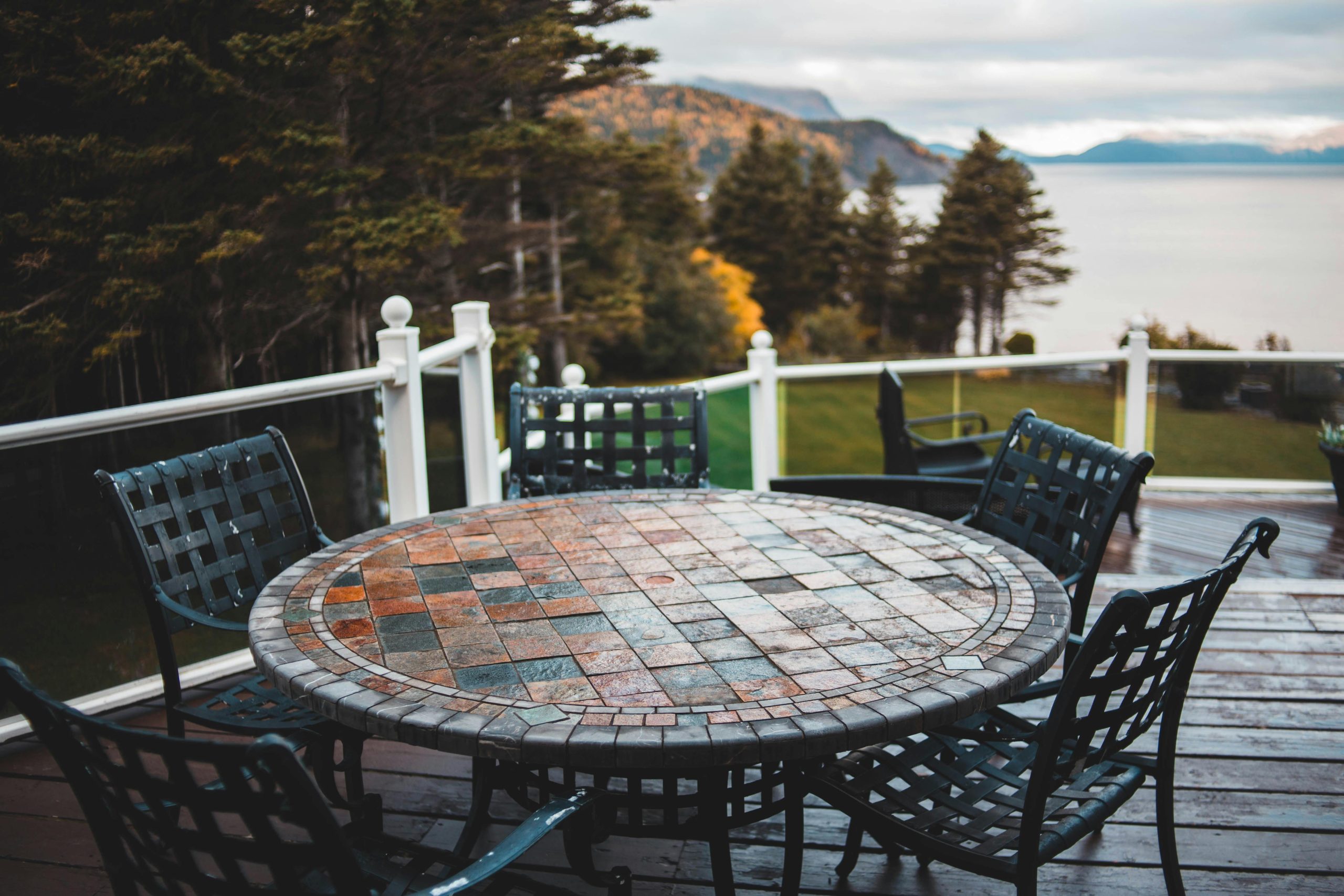 Guide complet pose dalles sur plots terrasse