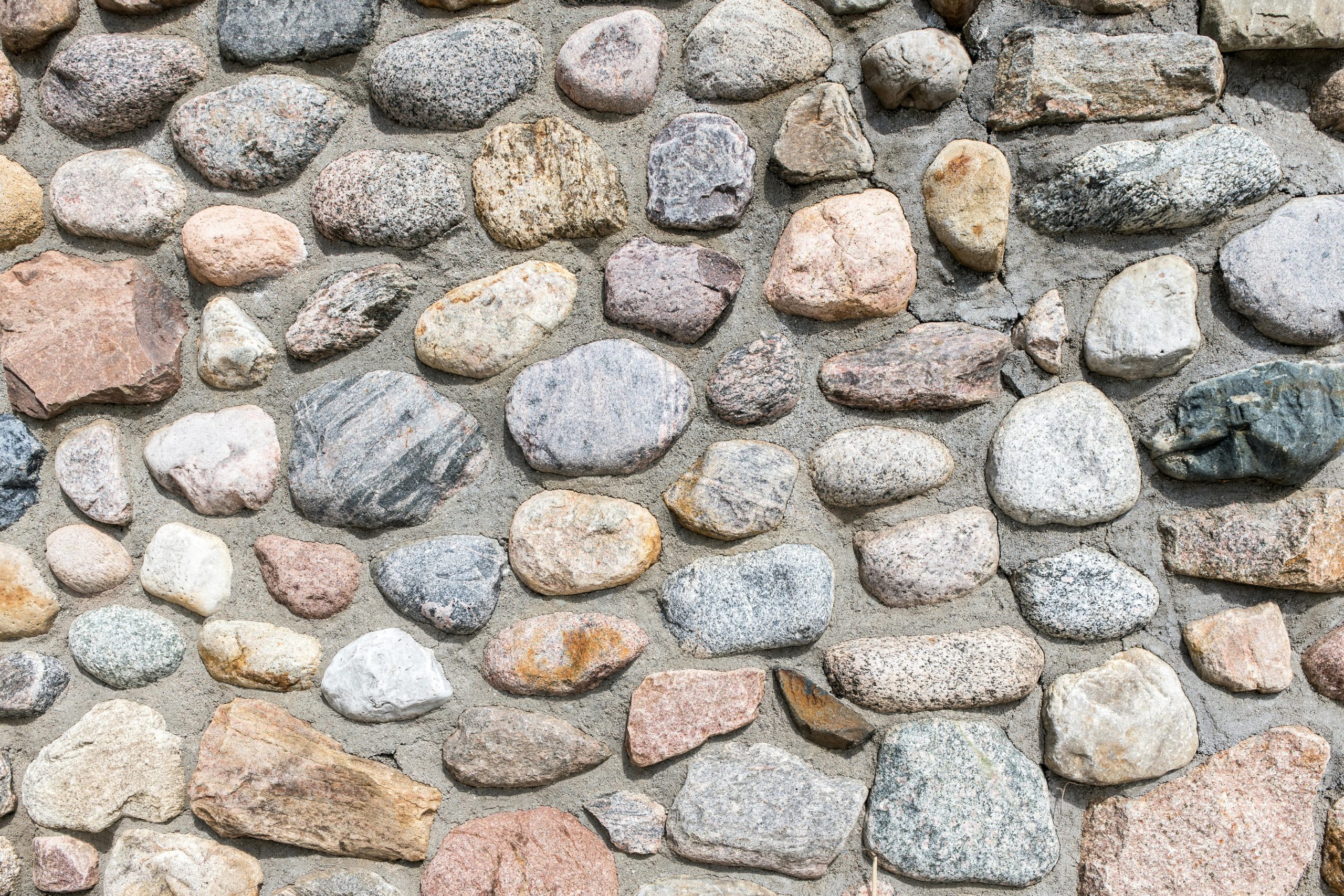 Solutions efficaces pour l'isolation d'un mur en pierre