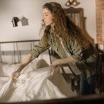 Chambre propre et rangée pour limiter les acariens