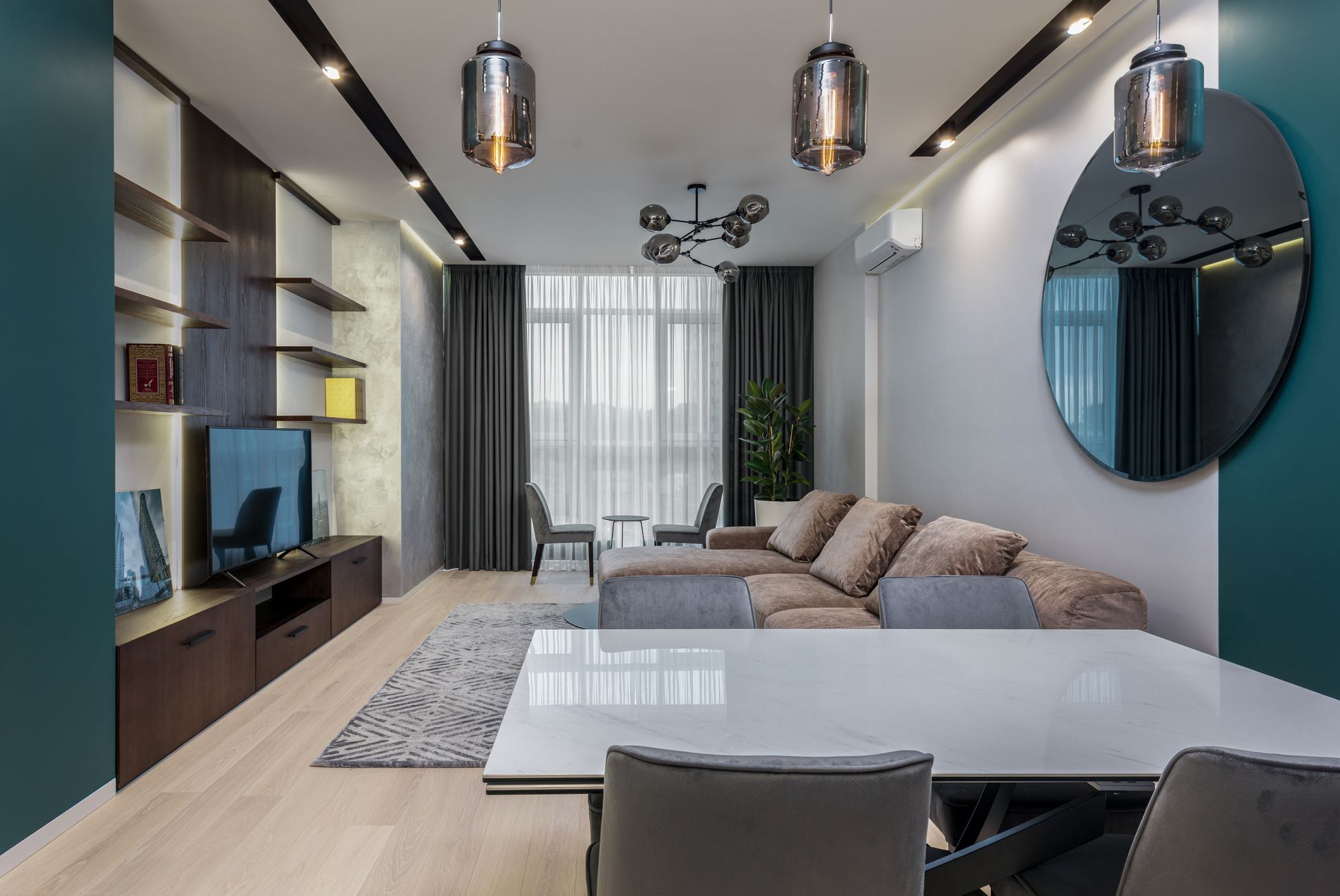 Coin repas et salon dans un T3 cosy