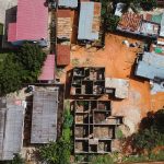 Terrain constructible en cours de préparation